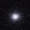 Omega Centauri (NGC 5139)<br />EOS6D+ EF300 F2.8L III+ Trimmed (30sx2 ISO1600 darkframe)